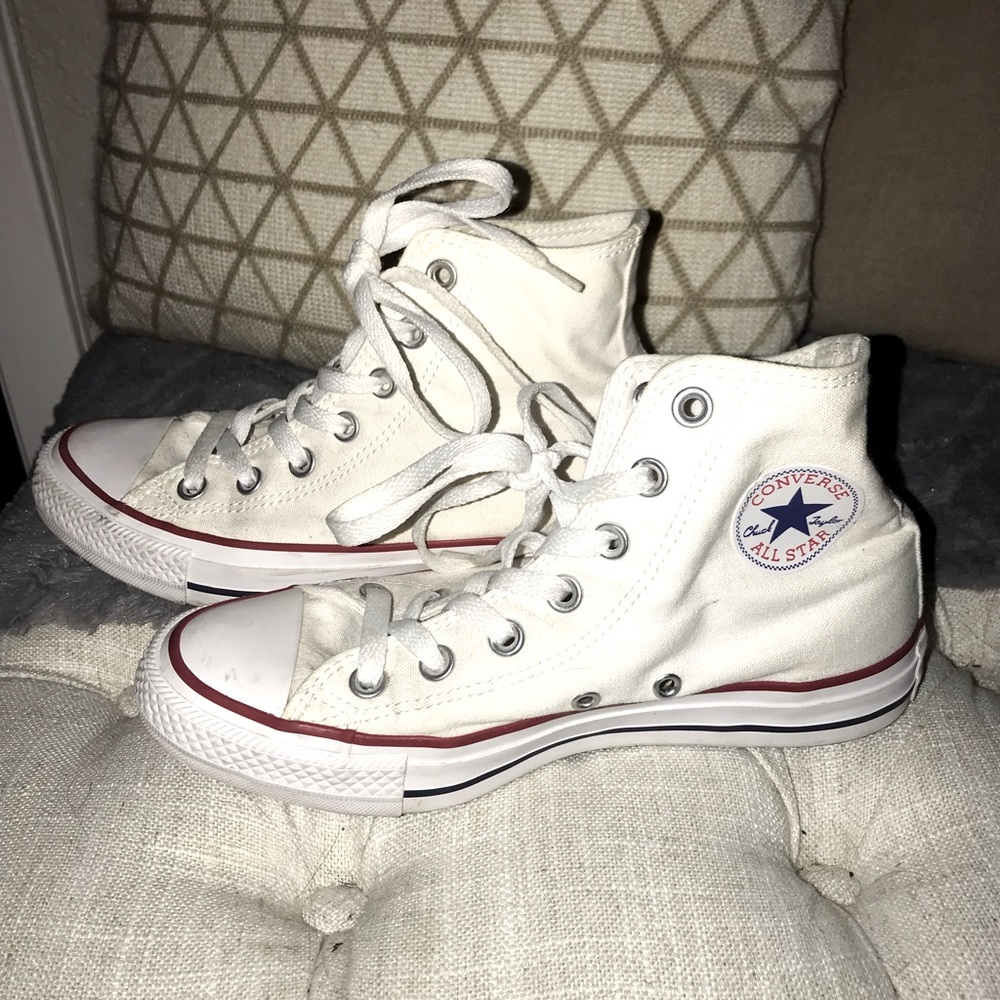 Converse high top size 6 - barely worn